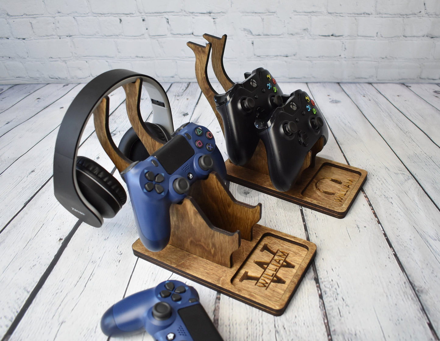 Personalized Controller and Headset Stand - SL08